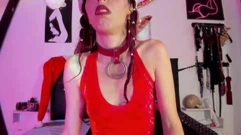 Snapshot of little_nauughty2 chatting on 12.03.25 Little Nauughty2 online show from 12.03.25