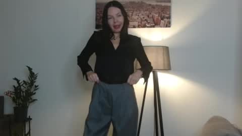 Nicole online show from 10.02.25