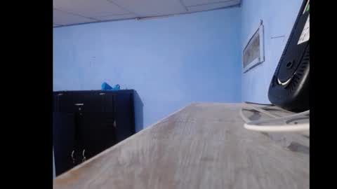 little_onixxx online show from 09.30.25