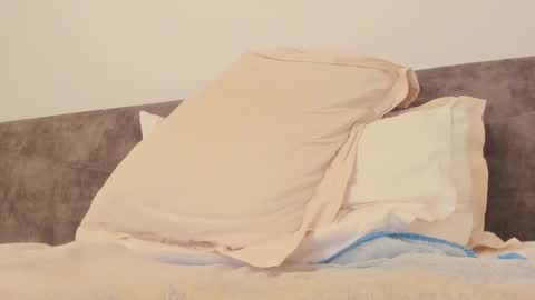 hey im anna online show from 02.15.25