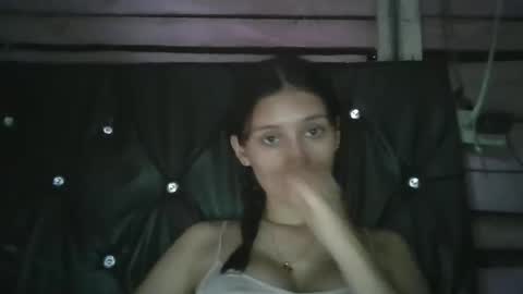ESTRELA online show from 05.25.26
