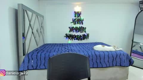 Snapshot of littleabbie chatting on 12.17.25 Abbie online show from 12.17.25