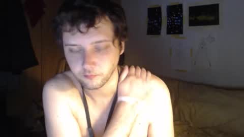 Snapshot of littlealien7 chatting on 10.26.25 littlealien7 online show from 10.26.25