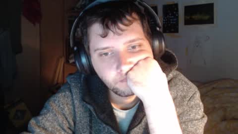 Snapshot of littlealien7 chatting on 10.30.25 littlealien7 online show from 10.30.25