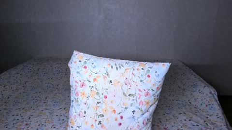 Snapshot of littleashleyy chatting on 12.21.24 littleashleyy online show from 12.21.24