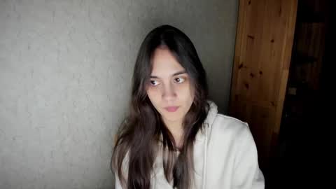 Snapshot of littleashleyy chatting on 11.24.25 littleashleyy online show from 11.24.25