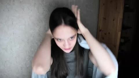 littleashleyy online show from 12.15.25