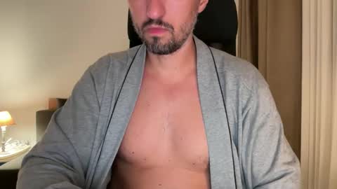 Snapshot of littlebigrabbit chatting on 11.08.25 LittleBigRabbit online show from 11.08.25