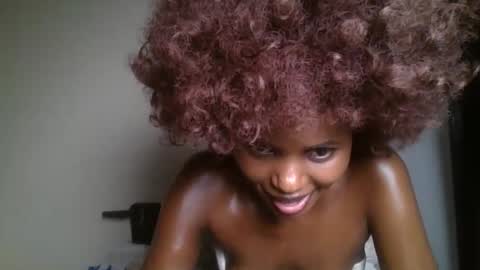 Snapshot of littlebunny2_ chatting on 01.09.26 littlebunny2 online show from 01.09.26