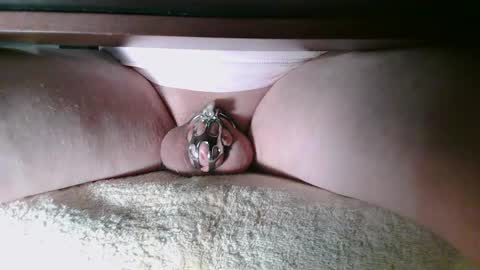 Snapshot of littleclitty247 chatting on 12.03.24 Littlleclitty247 online show from 12.03.24