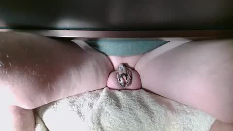 Snapshot of littleclitty247 chatting on 12.04.24 Littlleclitty247 online show from 12.04.24