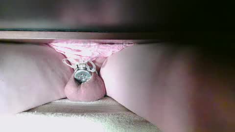 Snapshot of littleclitty247 chatting on 11.15.25 Littlleclitty247 online show from 11.15.25