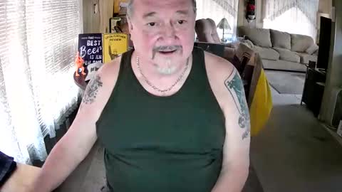 Littled83057 online show from 04.04.26