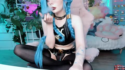 Riza Riri Puff  online show from 02.01.25