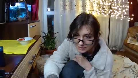 littlehappines online show from 10.26.25