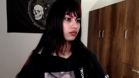 Snapshot of littleluciferrr chatting on 06.04.26 Lucifer online show from 06.04.26