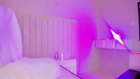 Snapshot of littleoliviia_ chatting on 12.03.25 im olivia IG littleolivia01 online show from 12.03.25