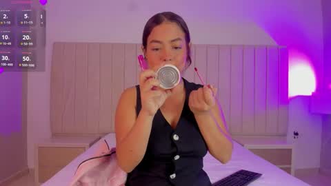 Snapshot of littleoliviia_ chatting on 01.16.26 im olivia IG littleolivia01 online show from 01.16.26