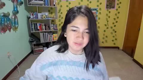 Mia  Wednesday to Sunday 730 am to 1030 am Colombian Hour D online show from 03.09.25