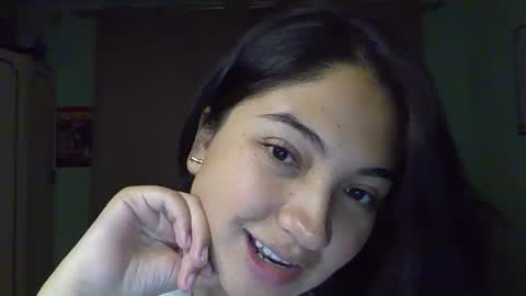 Mia  Wednesday to Sunday 730 am to 1030 am Colombian Hour D online show from 09.29.25