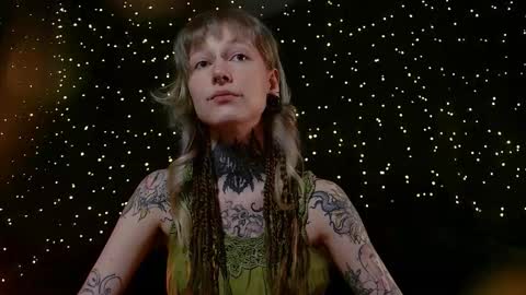 Niki  free tg channel with some photos gifs and info about streams  online show from 03.13.26