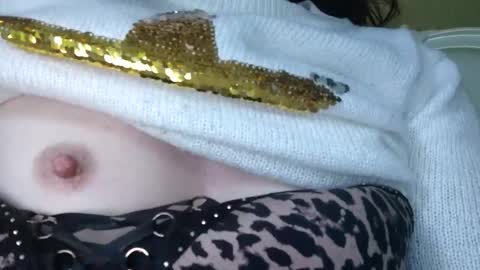 Your Nicole if you want pvt with me tip 150 tkn extra and we go....... online show from 01.09.26