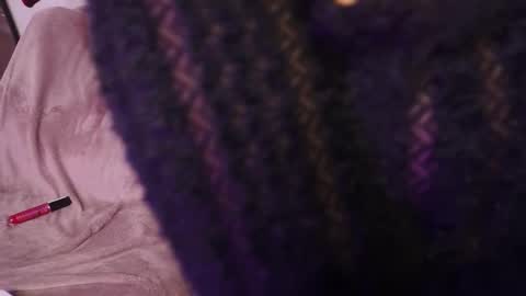 littletammy_ online show from 11.15.25