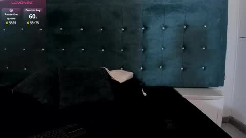 littlevaale online show from 02.12.26