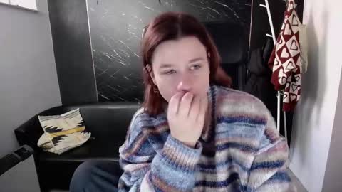 Snapshot of littleviki_ chatting on 10.25.25 Viki online show from 10.25.25