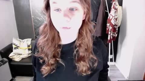 Snapshot of littleviki_ chatting on 11.18.25 Viki online show from 11.18.25