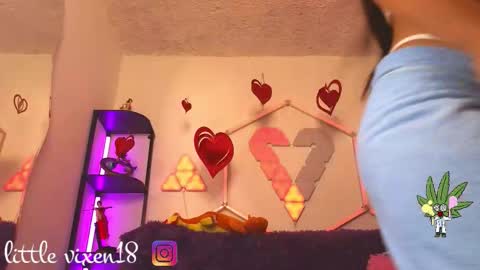 littlevixen18 online show from 03.19.26