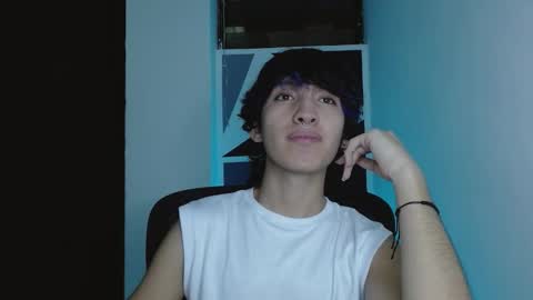 Snapshot of littlextrem chatting on 02.08.26 Eros online show from 02.08.26