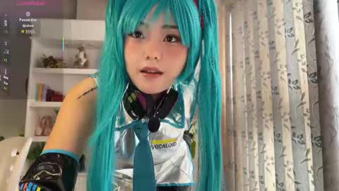 nana online show from 10.20.25