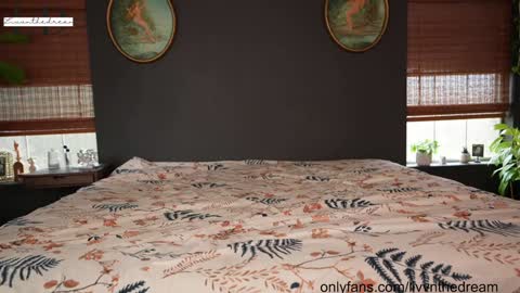 Snapshot of livanddrew chatting on 12.05.24 Liv and Drew online show from 12.05.24