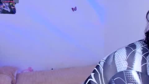 Snapshot of livemakio chatting on 11.01.25 Liz online show from 11.01.25