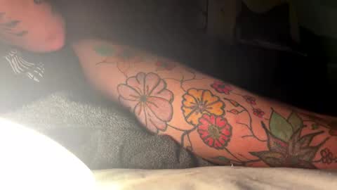 Snapshot of livinglife4me2 chatting on 12.16.25 LivinLife online show from 12.16.25