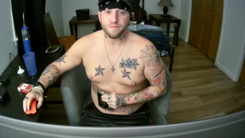 livingpuddle online show from 04.21.26