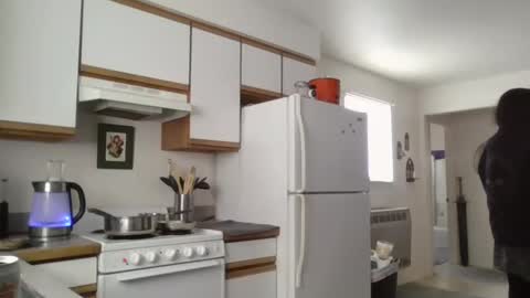 Liv Mirage online show from 02.04.25