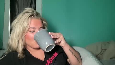 Livvy online show from 10.07.25