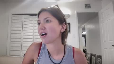 Snapshot of livvyybearxx chatting on 07.30.26 liv online show from 07.30.26