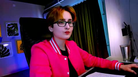 LixeLuna online show from 04.25.26