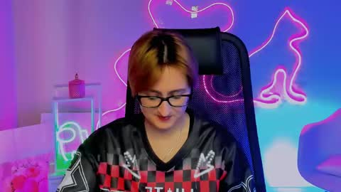 LixeLuna online show from 04.27.26
