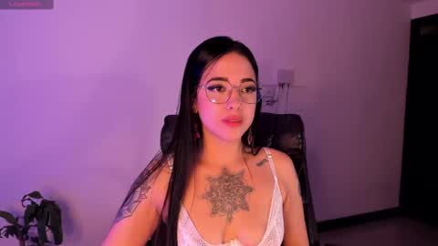 Vanessa online show from 02.13.25