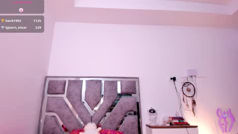 Vanessa online show from 02.26.25