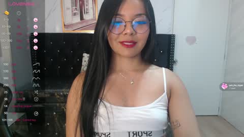 Liz online show from 01.04.25