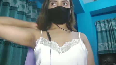 Snapshot of liza590865 chatting on 12.01.25 liza590865 online show from 12.01.25