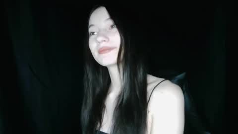 Snapshot of liza__kitty chatting on 11.25.25 Liza Kitty online show from 11.25.25