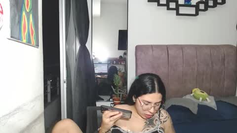 Liza Thurner online show from 09.27.25