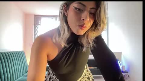 Snapshot of lizambarr chatting on 11.27.25 Lizeth online show from 11.27.25