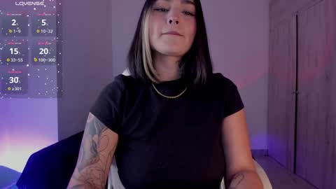 Snapshot of lizasoto chatting on 12.16.24 Liza online show from 12.16.24